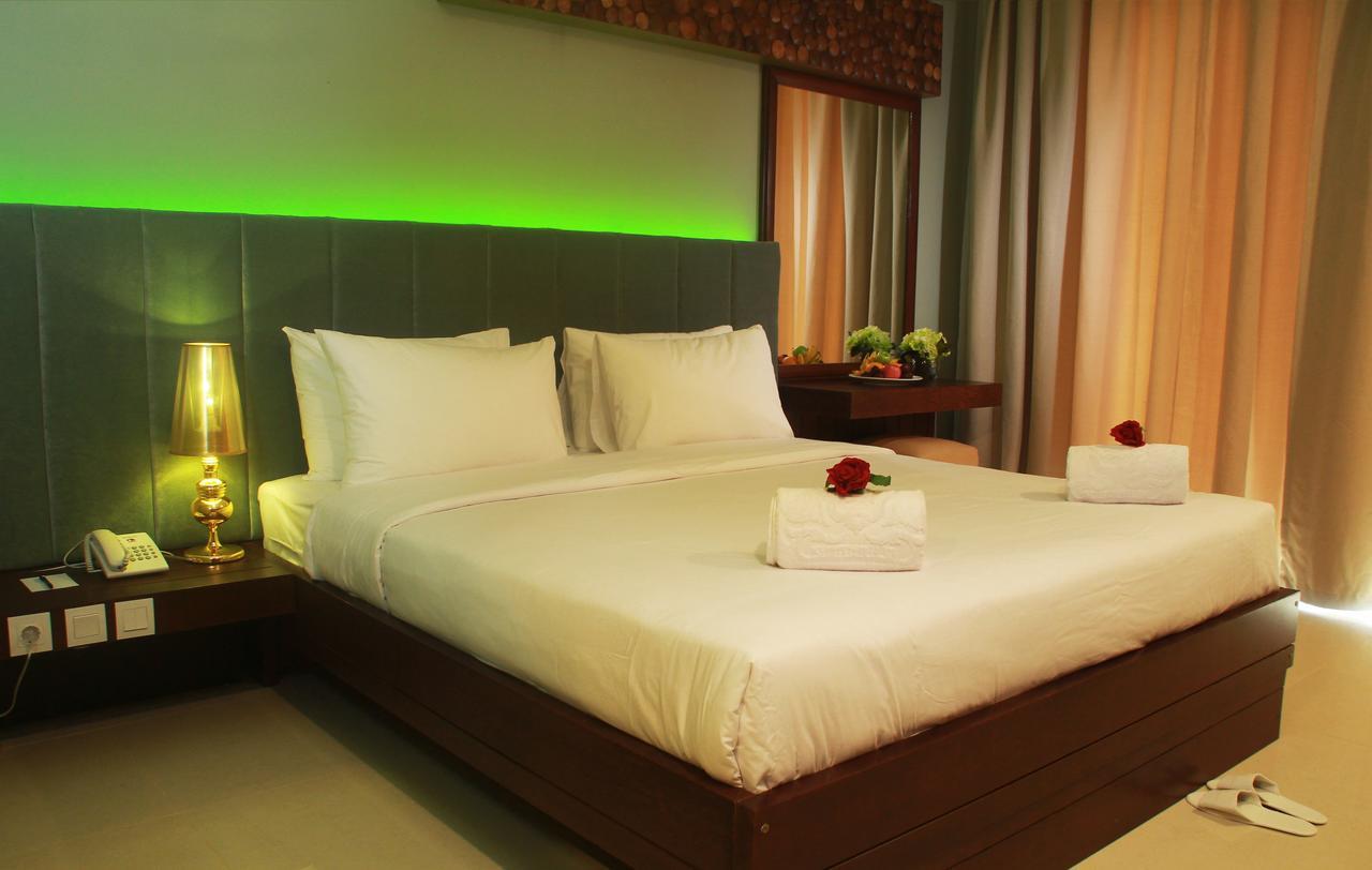 Sutanraja Hotel Kotamobagu Экстерьер фото