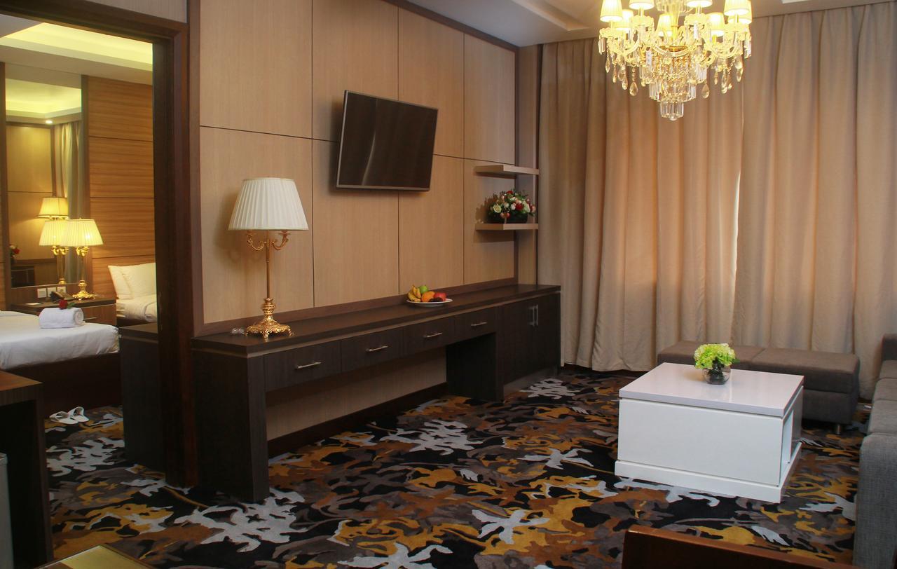 Sutanraja Hotel Kotamobagu Экстерьер фото